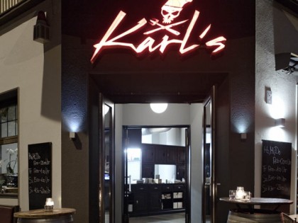 Photo: Karl's